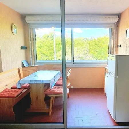 Grand Studio Renove A Deux Pas Du Port Du Cap D'agde Apartment Agde